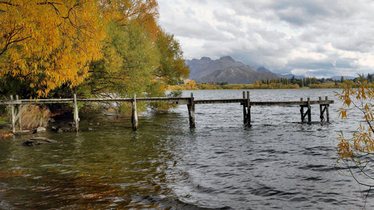 Top 5 Reasons to choose a Floating Dock over Stationary
