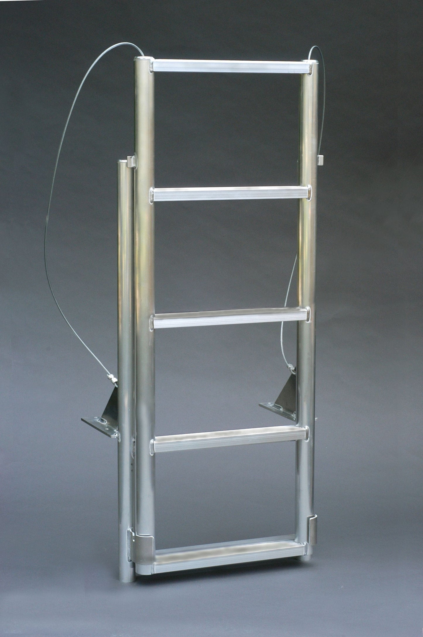 Floating Lift Ladder